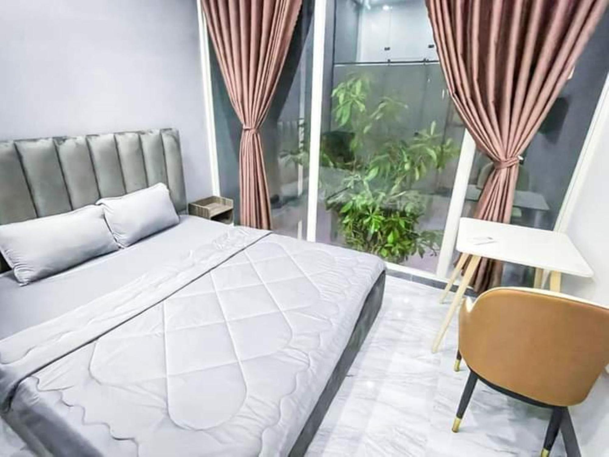 River Hotel 5 Long Xuyên エクステリア 写真